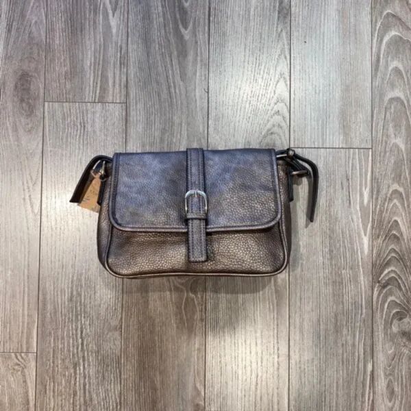 Sac bandoulière boucle métal 